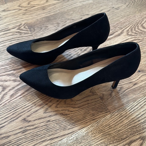 Ellen Tracy Nadie Black Heel - Picture 5 of 6